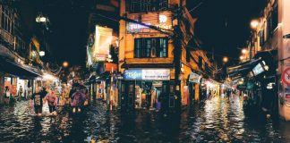 Hà Nội – Mùa này lắm những cơn mưa Phố cổ Hà Nội mùa hè 2018